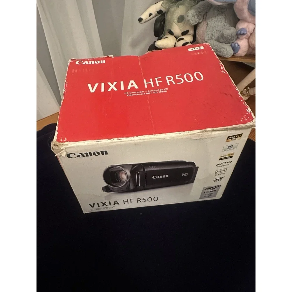 Canon VIXIA HF R300 HD Handheld Camcorder Black 32x Zoom 3